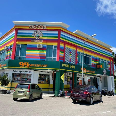 Benutten 99 Hotel Kampong Parit Tengah Extérieur photo
